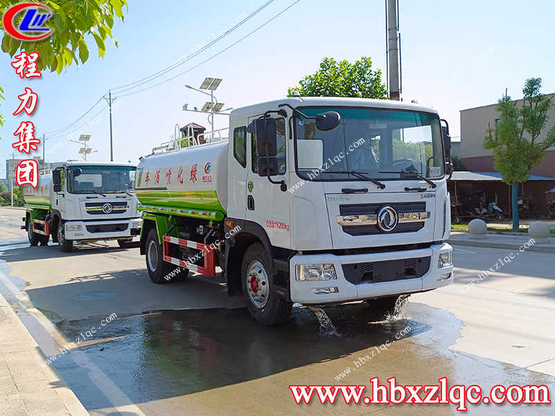 程力集團(tuán)東風(fēng)D9灑水車發(fā)車前往內(nèi)蒙古通遼市，為內(nèi)蒙抗旱救災(zāi)盡一份力！